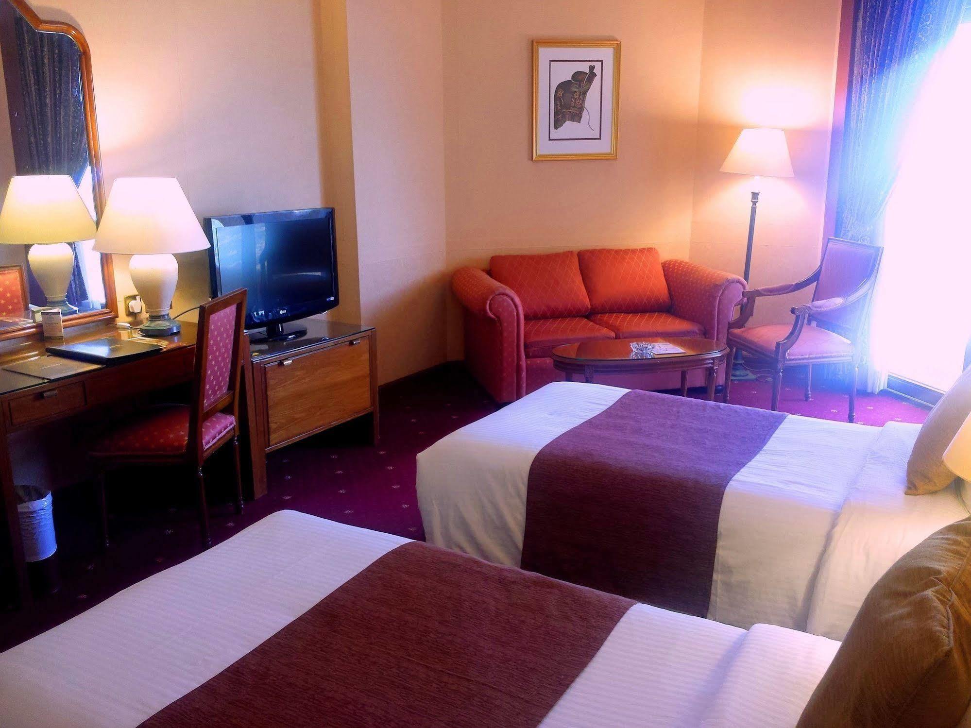 Safir International Hotel Kuwait Kuwait City Ngoại thất bức ảnh