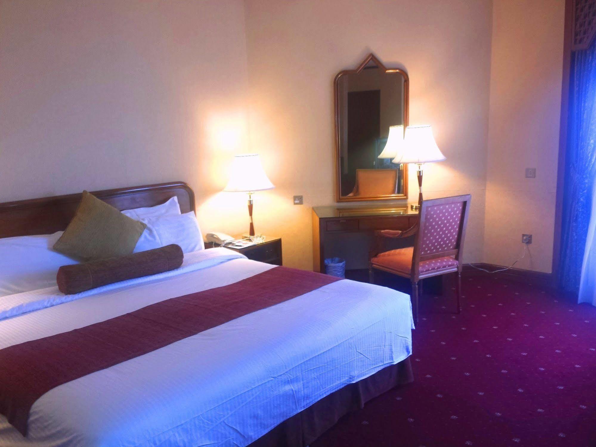Safir International Hotel Kuwait Kuwait City Ngoại thất bức ảnh